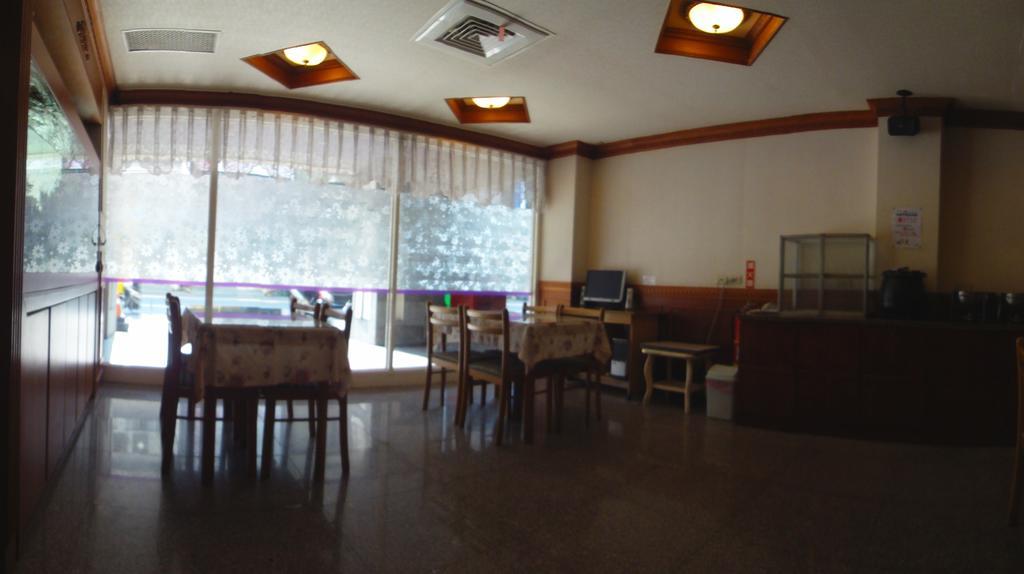 Hua Yue Hotel Taoyuan Exterior foto